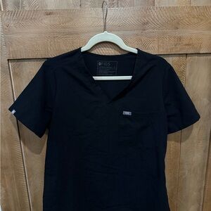 Figs Women’s Black Short Sleeve Scrub Top